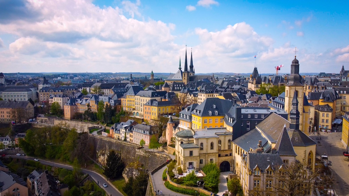 Translation Agency Luxembourg – Certified translation English German for documents in Luxembourg through sworn German translator