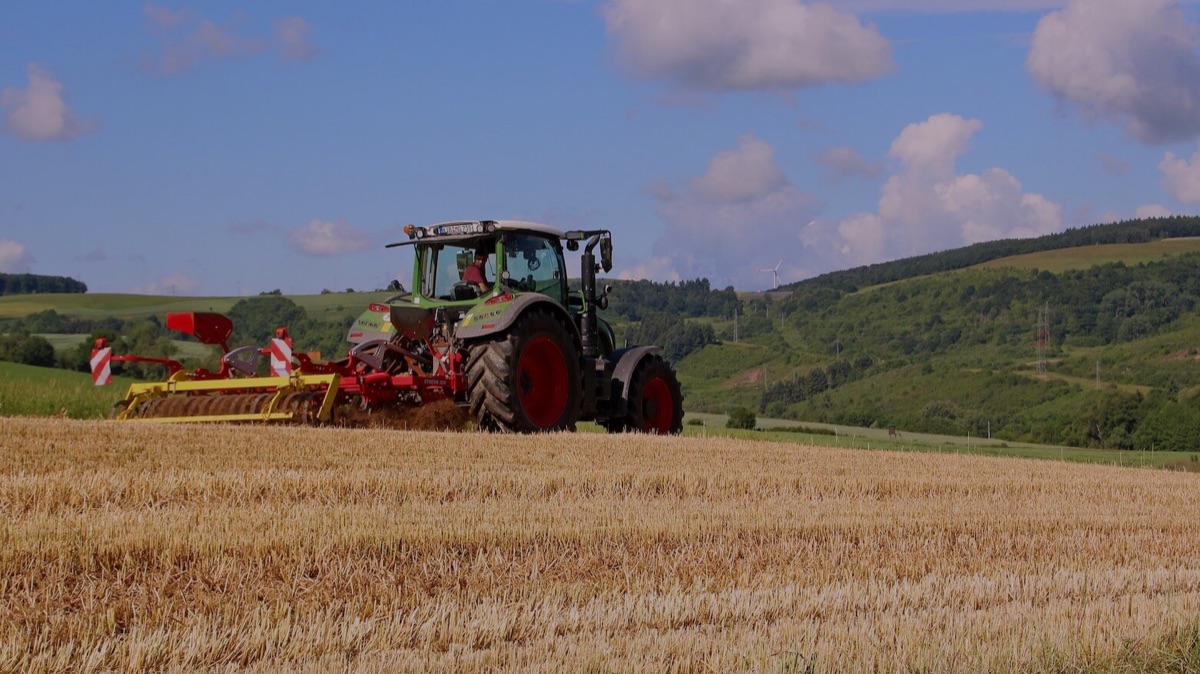 Agrar- & Landwirtschaftsübersetzungen – Agrartechnik und Agri-Food durch Übersetzer für Deutsch, Englisch und 75 weitere Sprachen